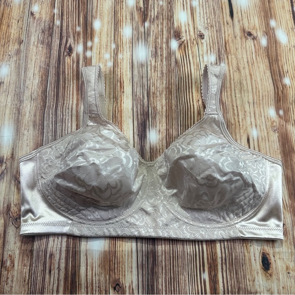 Playtex 18 Hour Bra Wirefree Ultimate Lift & Support Nude Comfort Size 42D - Picture 1 of 15